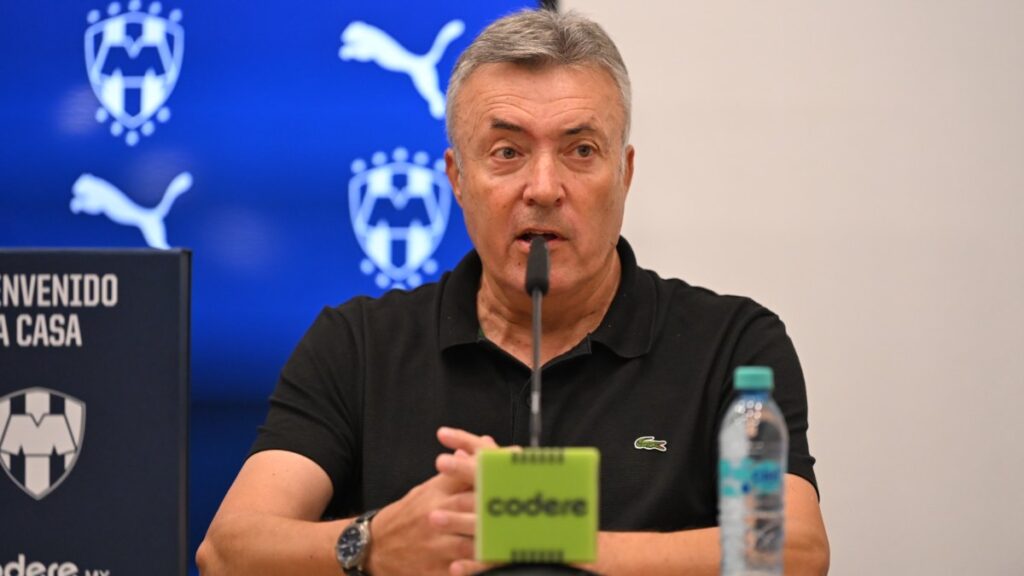 Domenec Torrent en conferencia de prensa