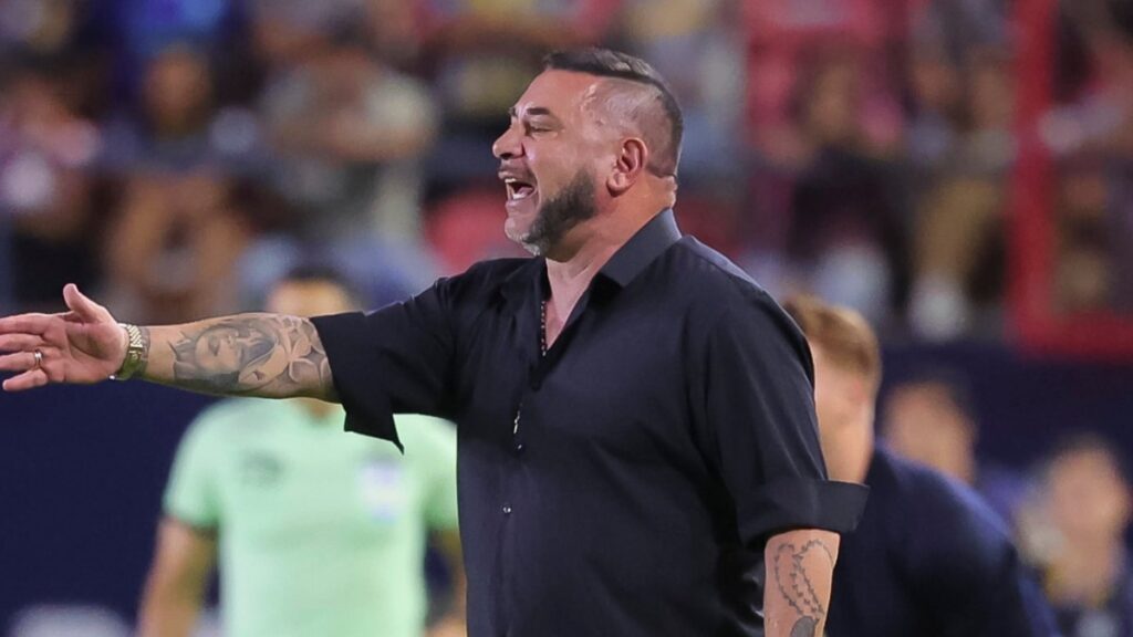 El Turco Mohamed asegura que el triunfo le da tranquilidad al Toluca