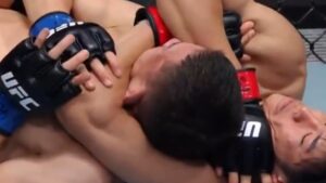 Tatsuro Taira domina y finaliza a HyunSung Park por sumisión en UFC Fight Night Las Vegas