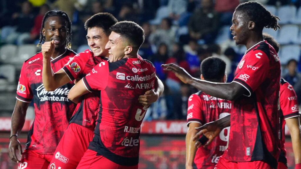 Gilberto Mora y los Xolos le endosan a Jaime Lozano y a los Tuzos su primera derrota en el Apertura 2025