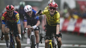 Jonas Vingegaard hace moñona en el Piemonte: ganador de etapa y nuevo líder de la Vuelta a España