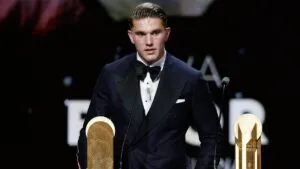 Viktor Gyokeres, amo y dueño del trofeo Gerd Müller varonil