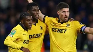 Wolverhampton halla oxígeno tras eliminar al Everton en tercera ronda de la Copa de la Liga