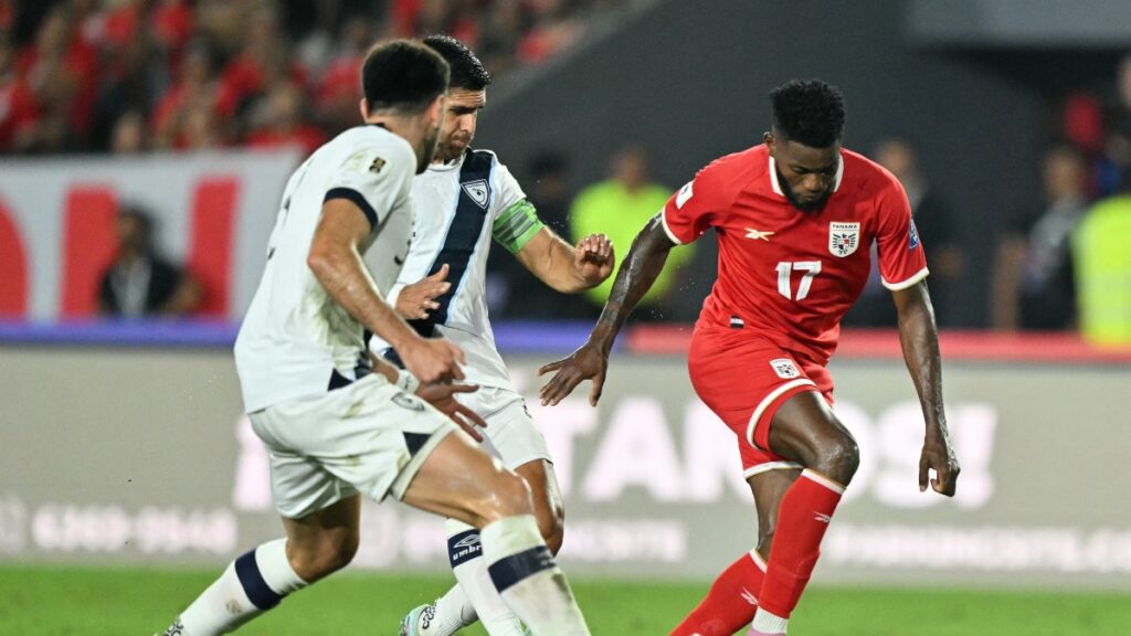 Guatemala empató como visitante ante Panamá | Martin BERNETTI / AFP