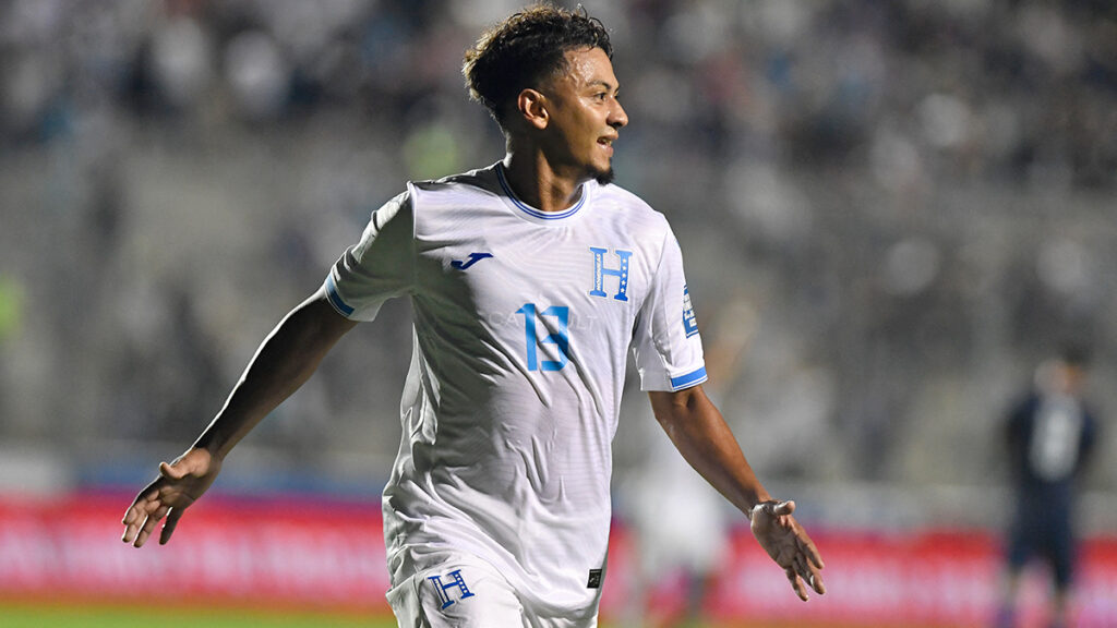 Alexy Vega selló el triunfo ante Nicaragua | Orlando SIERRA / AFP