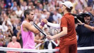 ¿Qué necesitan Carlos Alcaraz y Jannik Sinner para terminar el año como número 1 del mundo?