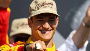 Álex Palou confirma su dominio en IndyCar al ganar la primera carrera del año; Pato O'Ward termina quinto