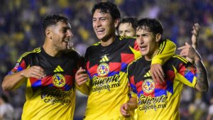 América borra del campo a Pumas en gran noche de Alejandro Zendejas