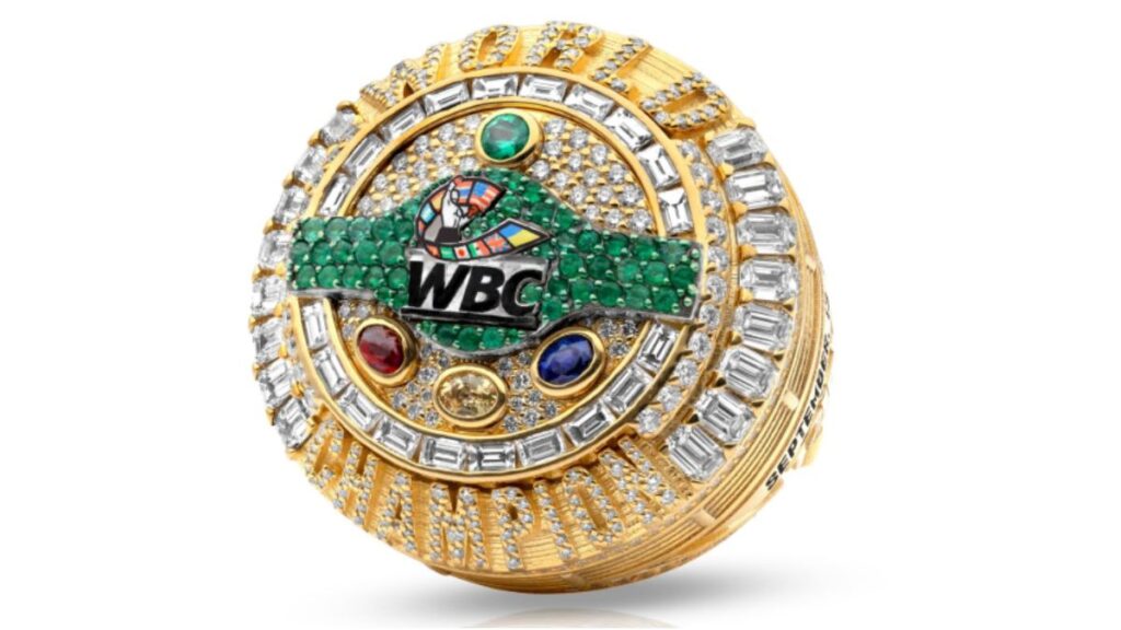 El Canelo Álvarez podría ganar un lujoso anillo digno de un campeón del Super Bowl si derrota a Terence Crawford el 13 de septiembre