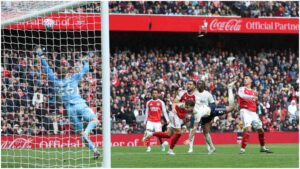 Viktor Gyökeres sigue encendido y comanda la victoria del Arsenal sobre el Nottingham Forest