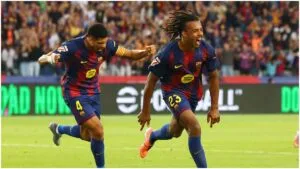 Barcelona suma otra remontada y dormirá como líder en LaLiga