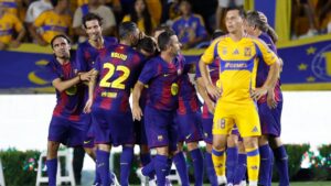David Villa marca hat-trick en la victoria del partido de leyendas entre Barcelona y Tigres