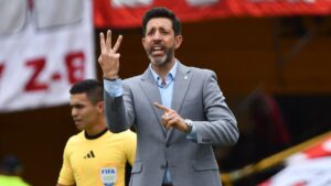 Confusión por Jorge Bava: en Paraguay lo dan en Cerro Porteño; Santa Fe lo niega