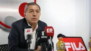 Méndez trata de "salida en falso" las declaraciones de Zuluaga sobre los títulos de Copa