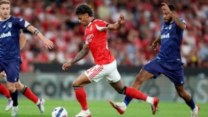 Benfica deja escapar el triunfo en los últimos suspiros ante Santa Clara