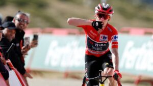 ¡Jonas Vingegaard conquista la etapa reina y La Vuelta 2025!