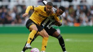 Newcastle se impone 1-0 a Wolverhampton gracias a un gol de Woltemade
