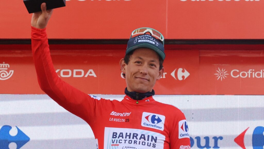 Torstein Traeen vestido de rojo | REUTERS/Bruna Casas.