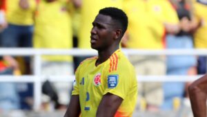 Carlos Cuesta se ‘bajaría’ de un llamado a Selección Colombia por lesión en Brasil