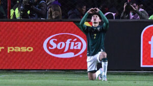 Bolivia destiñe a Brasil en El Alto y atrapa el boleto del repechaje de la Eliminatoria Conmebol