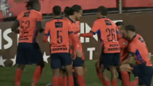 Municipal aprovecha la localía y tumba al puntero Mixco