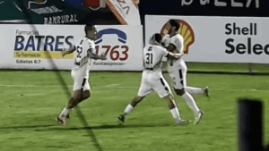 Diego Ruiz Golón salvó a Aurora en el último suspiro ante Xelajú