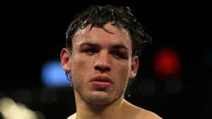 Julio César Chávez Jr anuncia pelea en México para relanzar su carrera