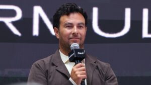 Coulthard analiza el regreso de Checo Pérez: “Es un tipo talentoso que aportará dentro y fuera de la pista”