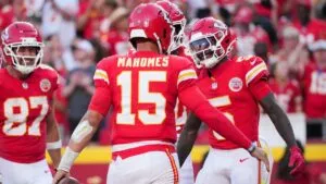 ¡Están de regreso! Los Chiefs le pasan por encima a Ravens