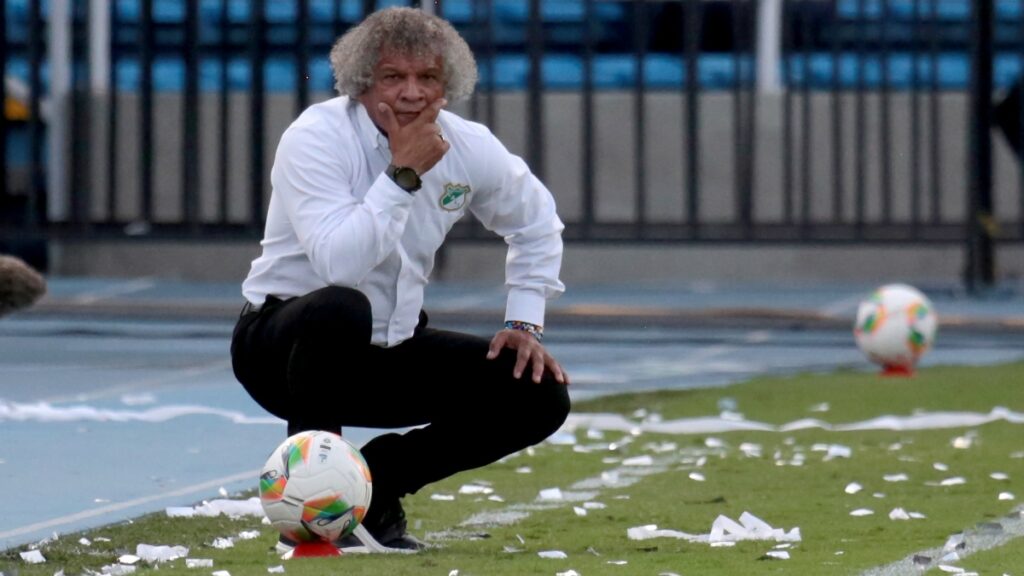 Alberto Gamero dirigiendo al Deportivo Cali / Vizzor