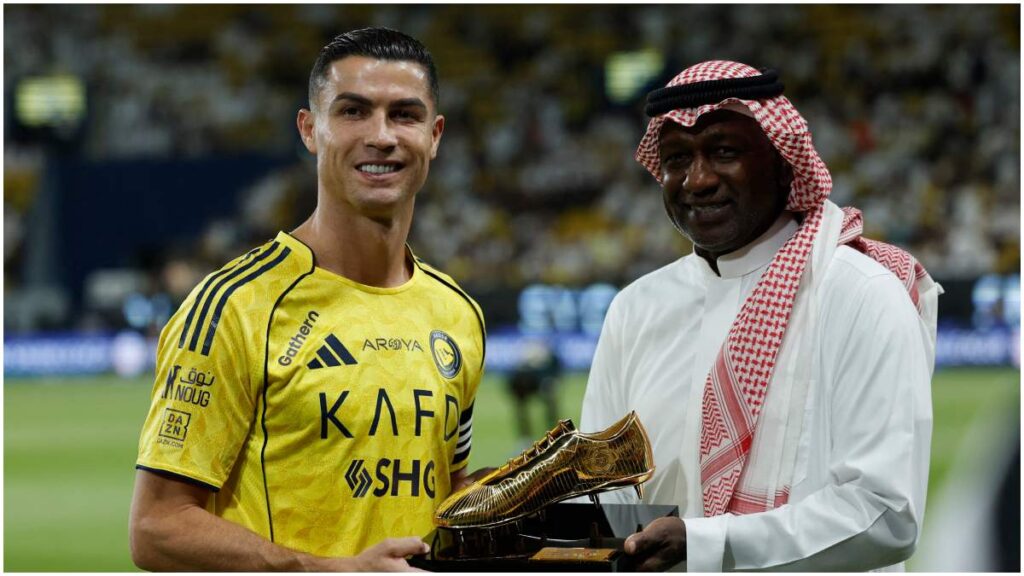 Cristiano Ronaldo recibe la Bota de Oro 2024-25 | Reuters