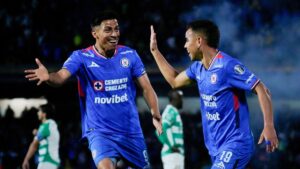 Ajustes en el once celeste: Cruz Azul recibe a Querétaro con cambios en su alineación