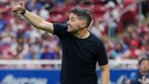 Cruz Azul enfrenta calendario apretado con cambios obligados en su alineación