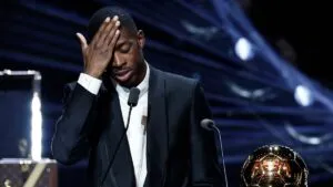 Dembélé incluye a Messi y el Barcelona en su discurso tras ganar el Balón de Oro