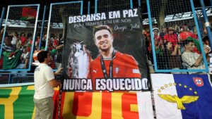 Portugal dedica minuto de silencio en su primer partido tras el fallecimiento de Diogo Jota