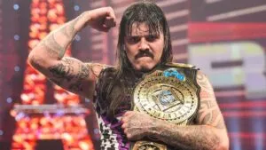 Dominik Mysterio vuelve a derrotar a AJ Styles para mantener el Campeonato Intercontinental