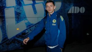 Fidalgo acaba con las especulaciones sobre su rodilla: “No tengo una lesión, nací así”