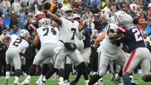 Geno Smith y los Raiders sacan el triunfo ante Patriots en el arranque de la NFL 2025