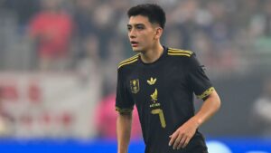 Gilberto Mora y el dilema entre la selección mayor y la sub 20