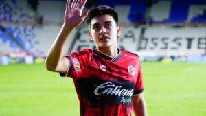 Gilberto Mora y la camada de jóvenes que ilusionan al fútbol mexicano