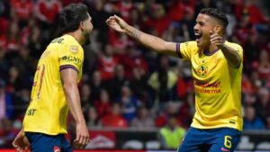 América cuida a Henry Martín y Jonathan dos Santos de cara al Clásico Nacional