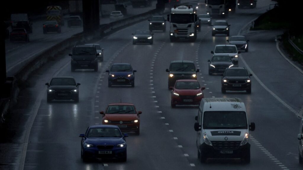 ¿Qué autos no circula hoy miércoles 10 de septiembre 2025? | Reuters