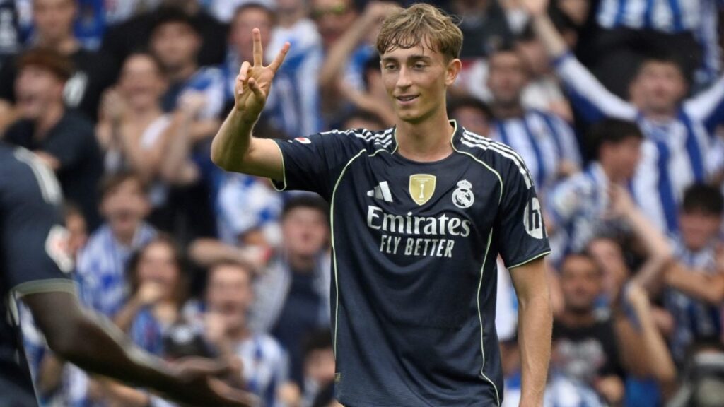 Dean Huijsen en partido con el Real Madrid