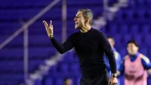 Pachuca llega a siete juegos sin ganar y Lozano se acerca a récord histórico