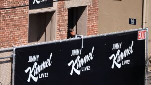 Jimmy Kimmel regresa a la televisión este martes