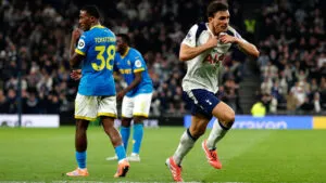 Wolverhampton se queda con la miel en los labios y sigue sin ganar en la Premier