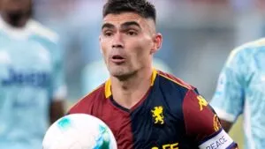 Genoa toca fondo en la Serie A: Johan Vásquez pide disculpas y se preparan ajustes directivos