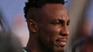 Julián Quiñones se viste de héroe, anota y le da el triunfo a Al-Qadsiah