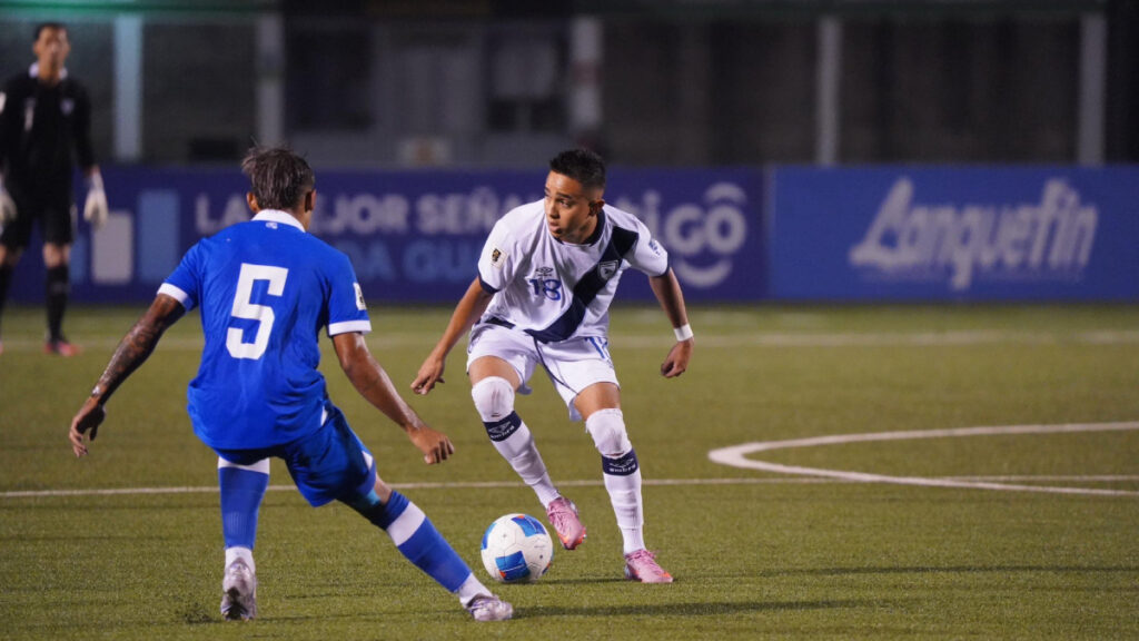 Santis, durante el partido contra El Salvador. (Fedefut)