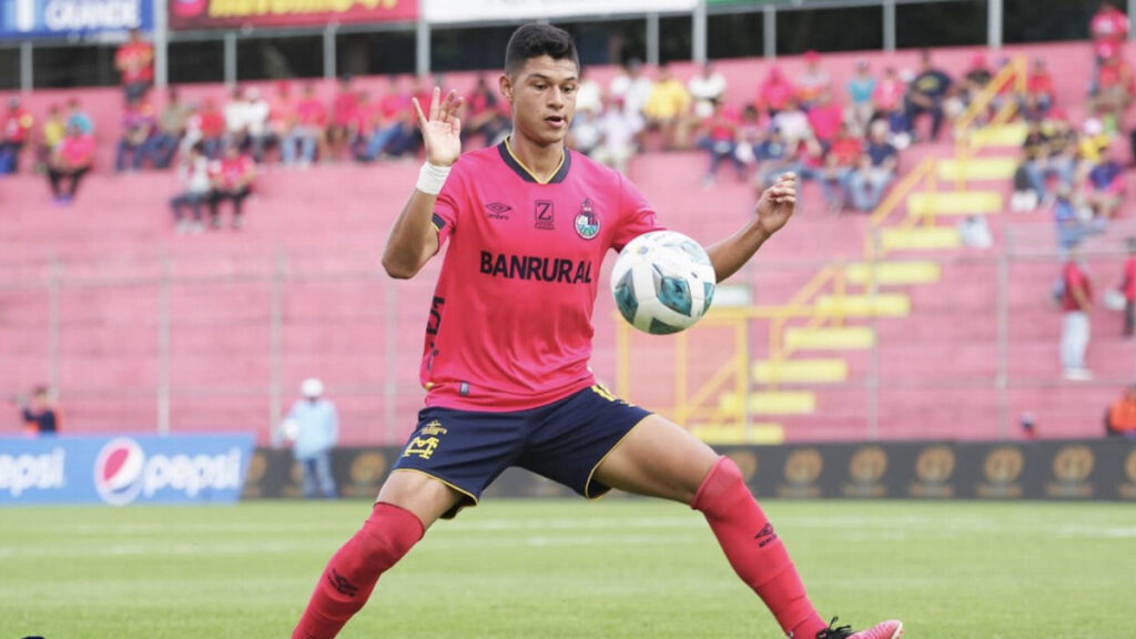 Franco, durante un partido. (Rojos x oficial)